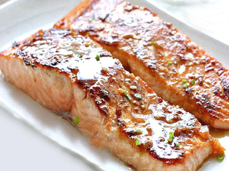 Oven-Broiled salmon fillet